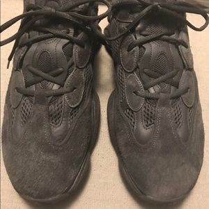 Yeezy 500 “utility black” size 12
